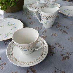 Au Maison Voksdug Alberte Light Blue Hazel 140 cm