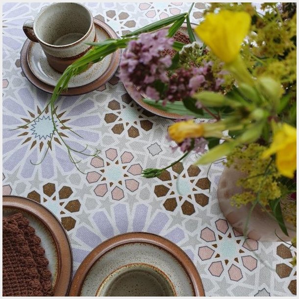 Rund voksdug med Elastik Alhambra Brun, Lys Gr, Lavendel 120 cm