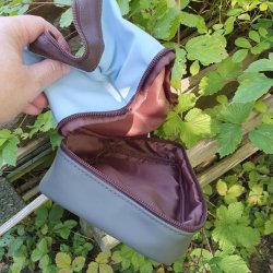Toilettaske LysBl� Gr�n - Au Maison