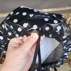 Cykelsadelovertr�k Margit Sort og Hvid Prikker og M�nster