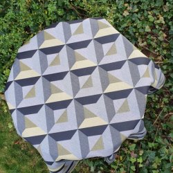 Rund tekstildug 139 cm Gr Grafik Oliven