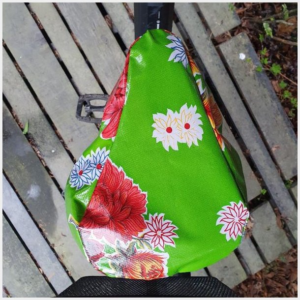 Cykelsadelovertr�k i Voksdug Margit Gr�n Christemos