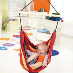 eventyrlig hngestol i regnbuefarvet til brn