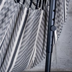 Fiji Anthracite H�ngestolestativ S�t med Cumbia �kologisk Medium H�ngestol Zebra