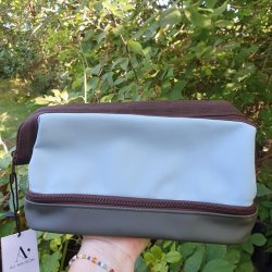 Toilettaske LysBl� Gr�n - Au Maison