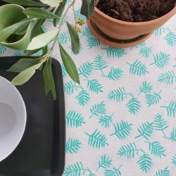 Voksdug med Grnne og Lys Bl Grene 142 cm