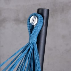 det er meget nemt at s�tte din h�ngek�je p� plads