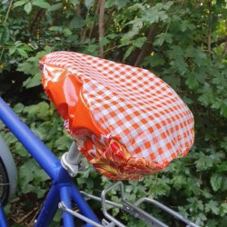 orange cykelsadelovertrk