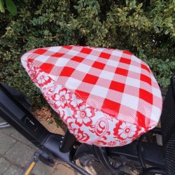 Cykelsadel Overtrk Margit Stor Rd og Hvid Ternet Mix