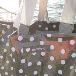 syet hos percille i voksdug