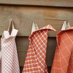 varme orange og rust nuancer i de smukke viskestykker