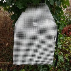 Forklde i voksdug med sorte og hvide tern