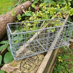 Firkantet trdkurv i zink - stor