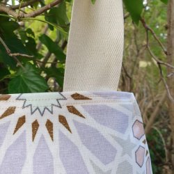 dejlig bld strop p den sknne voksdug forklde