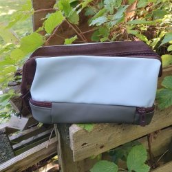Toilettaske LysBl� Gr�n - Au Maison