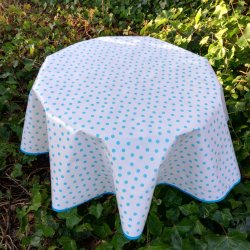 Rund voksdug 120 cm Hvid med Turkis Prikker