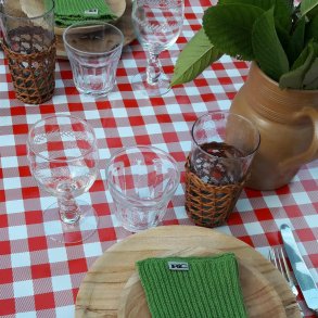 Storternet voksdug i rd og hvid