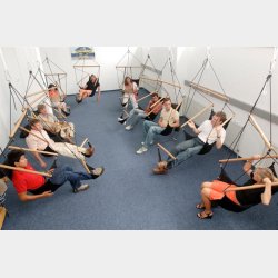 Swinger Sort Medium Hngestol