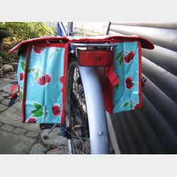 Brnecykeltaske Grn Cherry