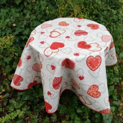 Rund julevoksdug 139 cm Hjerter