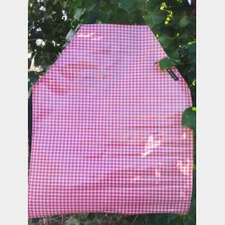 Forklde i voksdug med rde tern