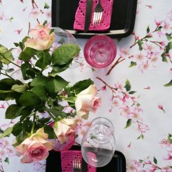 rosa voksdug 140 cm bred