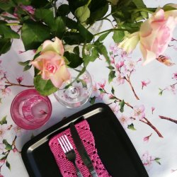 den rosa voksdug kan ogs bestilles som rund dug