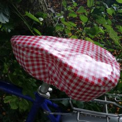 Cykelsadelovertrk Margit Rd og Hvid ternet