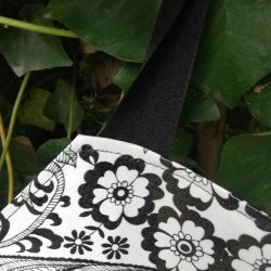 Forklde Paraiso hvid med sort mnster 