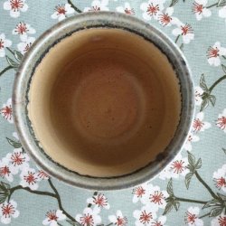 Au Maison Rund Voksdug Amalie Grn 140 cm med Kantebnd