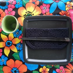  Flowerrain Sort Voksdug